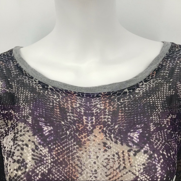 Snake Print Chiffon Front Tee - Picture 6 of 8